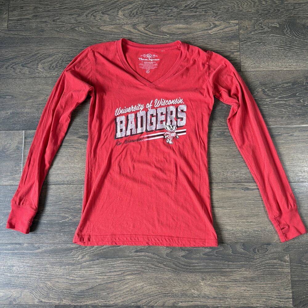 Three Square UW Wisconsin Badgers Sz XL Thumbhole Long Sleeve V Neck Tee Red